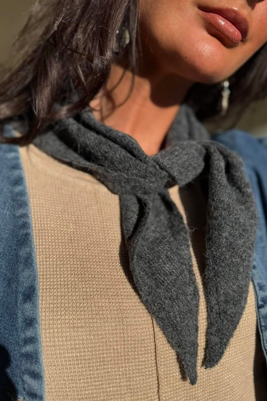 Jonti Knit Neckerchief Charcoal Marl